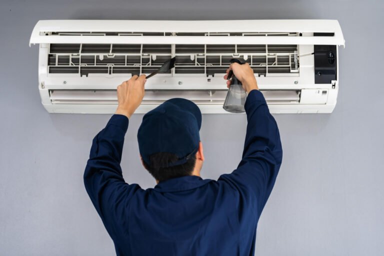 AC Cleaning & Maintenance in Doha, Qatar
